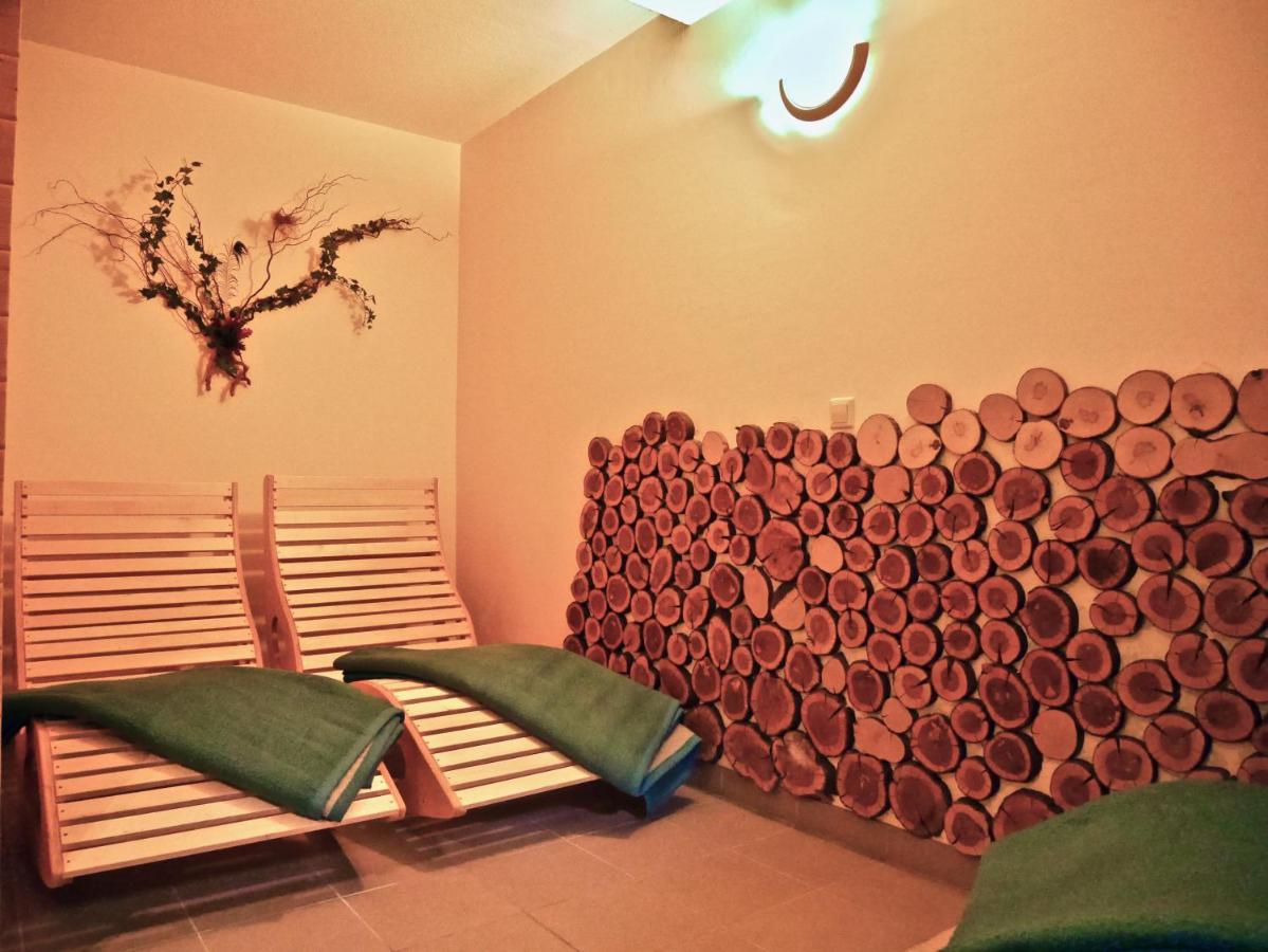 Pension Gruenes Herz Tonndorf Bagian luar foto