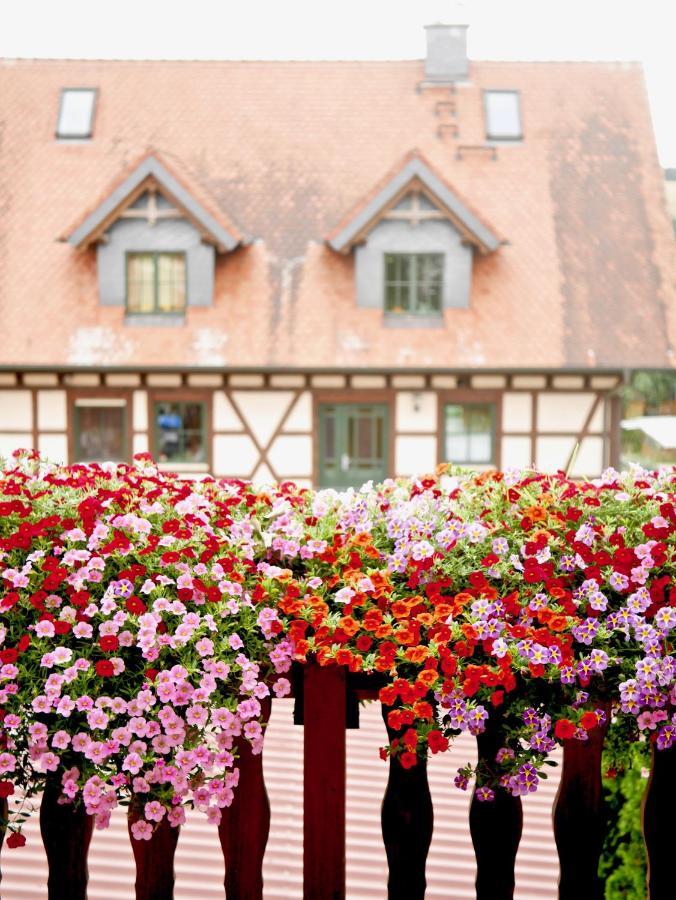 Pension Gruenes Herz Tonndorf Bagian luar foto
